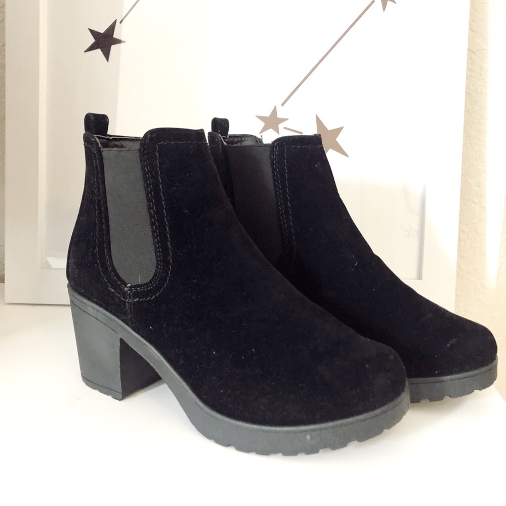 Block Heel Suedette Chelsea Boots